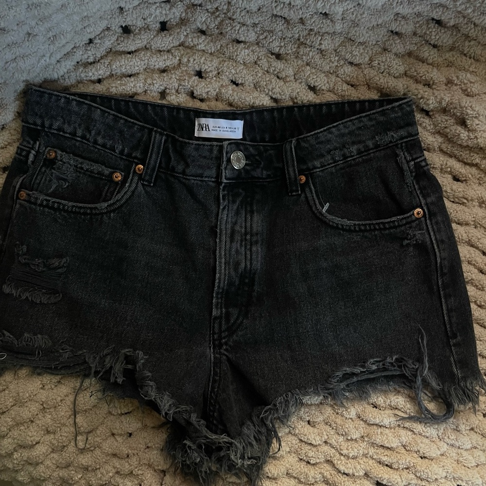 Zara Black Frayed Jean Shorts